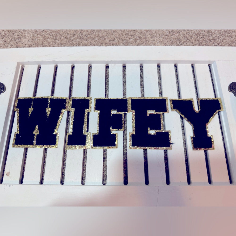 WIFEY - Chenille iron on patches